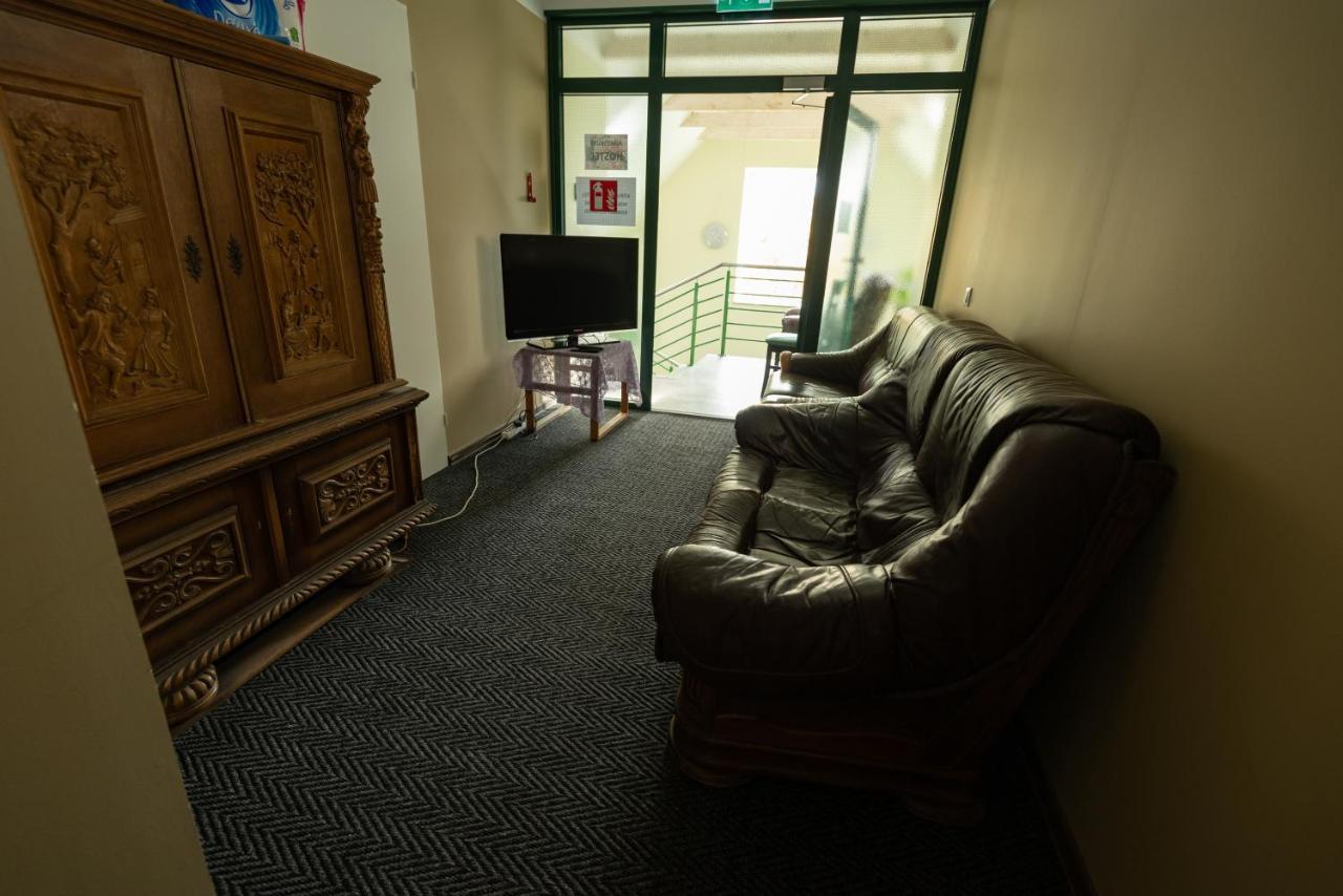 Aiakeskuse Hostel Раквере Екстер'єр фото