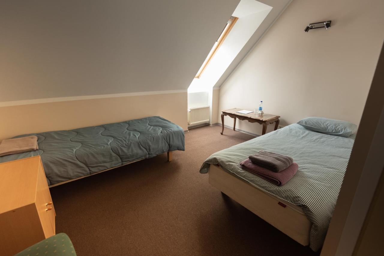 Aiakeskuse Hostel Раквере Екстер'єр фото