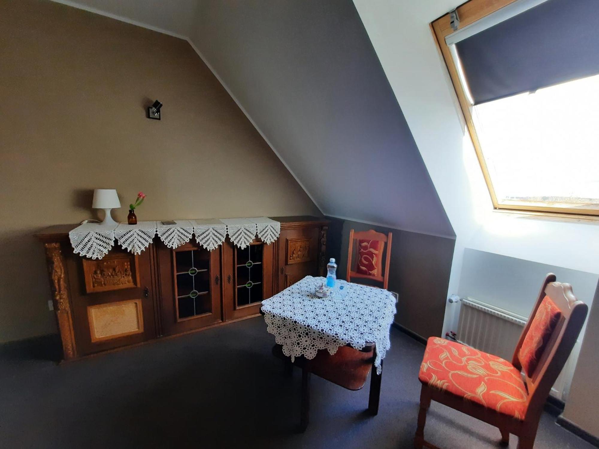 Aiakeskuse Hostel Раквере Екстер'єр фото